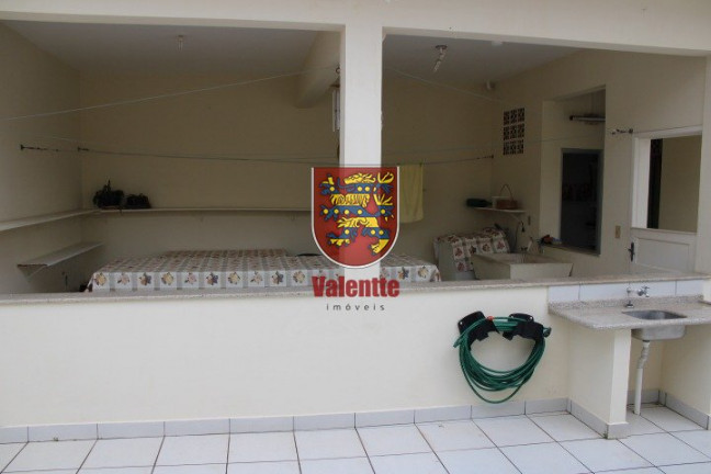 Imagem Casa com 2 Quartos à Venda,  em Capoeiras - Florianópolis