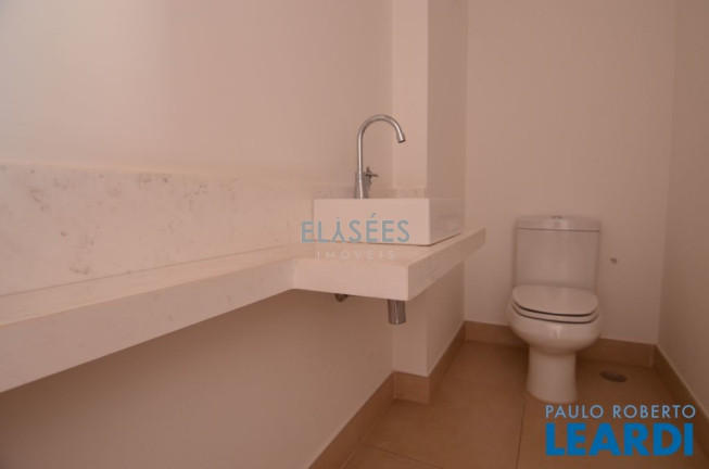 Imagem Sobrado com 4 Quartos à Venda, 321 m² em Vila Morumbi - São Paulo