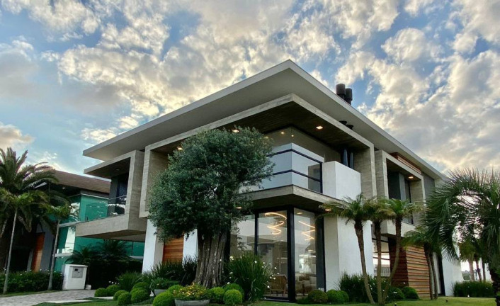 Imagem Casa com 5 Quartos à Venda, 350 m² em Centro - Xangri-lá