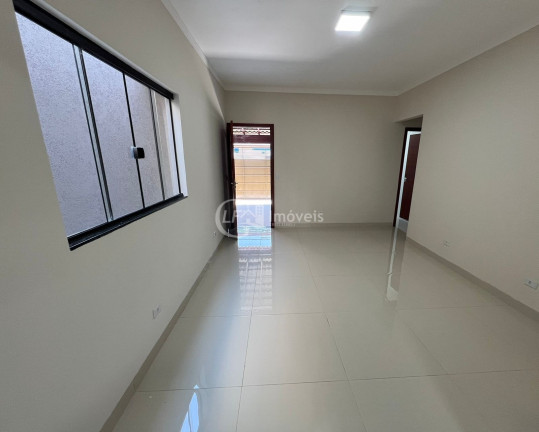 Imagem Casa com 3 Quartos à Venda, 180 m² em Bairro Seminário - Campo Grande Imagem Casa com 3 Quartos à Venda, 180 m² em Bairro Seminário - Campo Grande