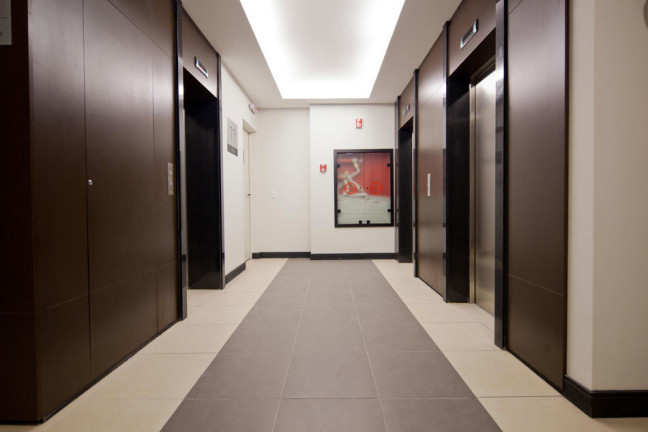 Imagem Sala Comercial à Venda, 212 m² em Batel - Curitiba Imagem Sala Comercial à Venda, 212 m² em Batel - Curitiba