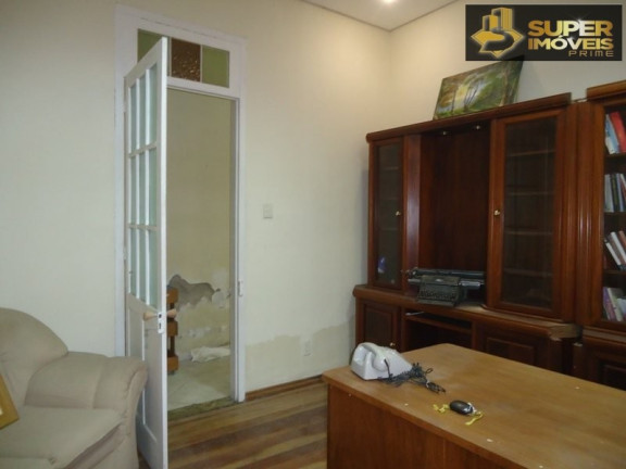 Imagem Casa com 3 Quartos à Venda, 260 m² em Centro - Pelotas Imagem Casa com 3 Quartos à Venda, 260 m² em Centro - Pelotas
