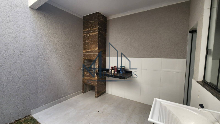 Imagem Casa com 3 Quartos à Venda, 129 m² em Residencial Santa Fé I - Goiânia Imagem Casa com 3 Quartos à Venda, 129 m² em Residencial Santa Fé I - Goiânia