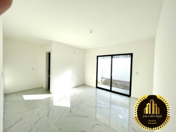 Imagem Casa com 4 Quartos à Venda,  em Urucunema - Eusébio