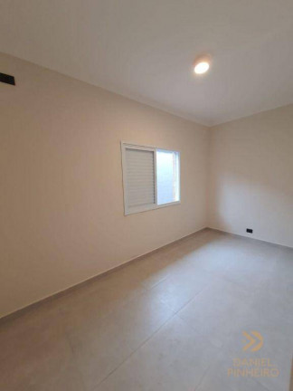 Imagem Casa com 2 Quartos à Venda, 74 m² em Caiçara - Praia Grande