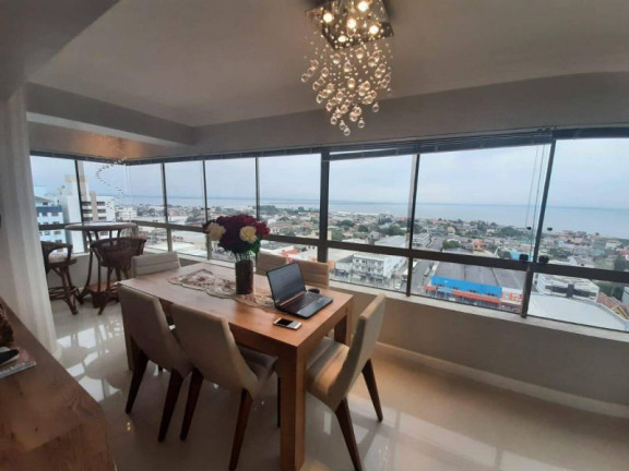Imagem Apartamento com 3 Quartos à Venda, 109 m² em Centro