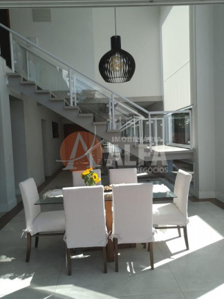 Imagem Casa com 3 Quartos à Venda, 329 m² em Jardim Do Golf I - Jandira