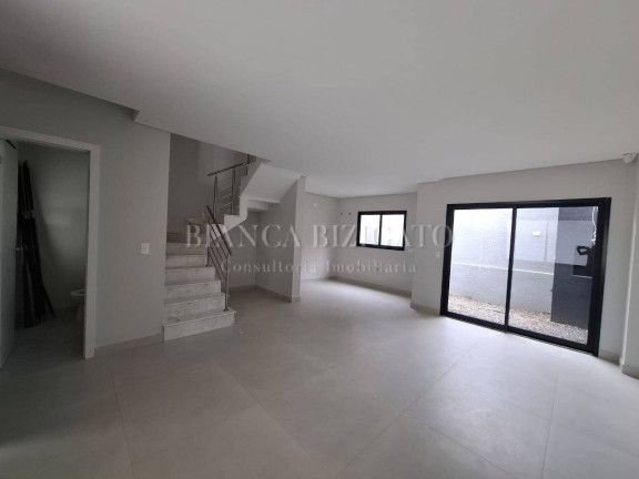 Imagem Casa de Condomínio com 3 Quartos à Venda, 159 m² em São Lourenço - Curitiba
