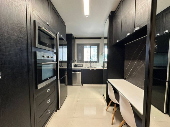 Imagem Apartamento com 4 Quartos à Venda, 182 m² em Centro - Balneário Camboriú Imagem Apartamento com 4 Quartos à Venda, 182 m² em Centro - Balneário Camboriú