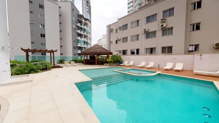 Imagem Apartamento com 3 Quartos à Venda, 135 m² em Centro - Balneário Camboriú Imagem Apartamento com 3 Quartos à Venda, 135 m² em Centro - Balneário Camboriú