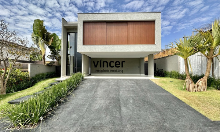 Casa com 5 Quartos à Venda, 470 m² em Residencial Alphaville Flamboyant - Goiânia