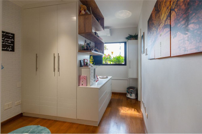 Imagem Apartamento com 3 Quartos à Venda, 190 m² em Moema - São Paulo Imagem Apartamento com 3 Quartos à Venda, 190 m² em Moema - São Paulo