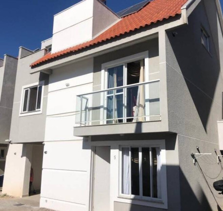 Sobrado com 3 Quartos à Venda, 127 m² em Cajuru - Curitiba