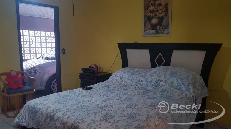 Imagem Casa com 3 Quartos à Venda, 177 m² em São Marcos - Joinville