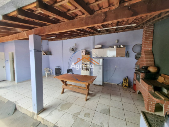 Imagem Casa com 3 Quartos à Venda, 227 m² em Jardim Almira - Mogi Guaçu Imagem Casa com 3 Quartos à Venda, 227 m² em Jardim Almira - Mogi Guaçu