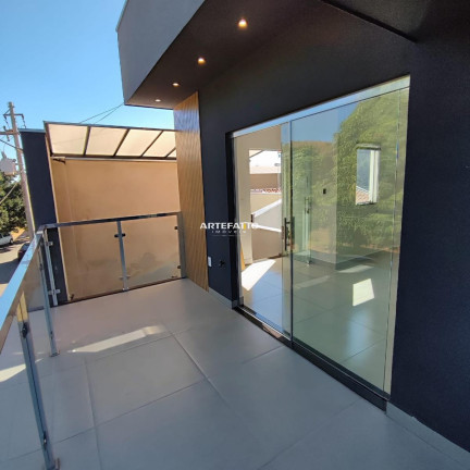 Imagem Sobrado com 2 Quartos à Venda, 130 m²