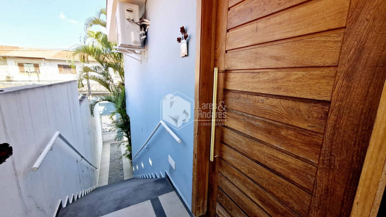 Imagem Casa com 3 Quartos à Venda, 200 m² em Vila Mazzei - São Paulo Imagem Casa com 3 Quartos à Venda, 200 m² em Vila Mazzei - São Paulo