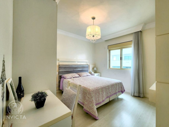 Imagem Apartamento com 3 Quartos à Venda, 200 m² em Centro - Balneário Camboriú Imagem Apartamento com 3 Quartos à Venda, 200 m² em Centro - Balneário Camboriú
