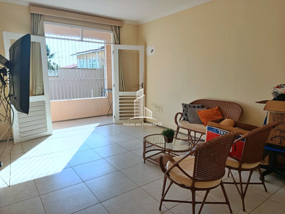 Imagem Casa com 4 Quartos à Venda, 282 m² em Sapiranga (coité) - Fortaleza