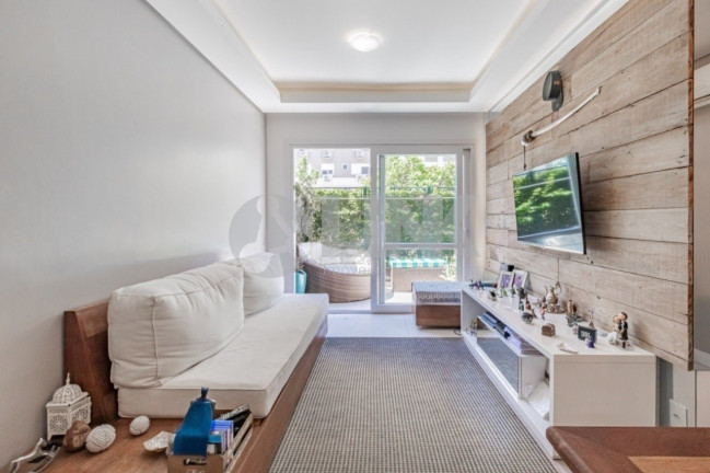 Imagem Apartamento com 3 Quartos à Venda, 100 m² em São Sebastião - Porto Alegre Imagem Apartamento com 3 Quartos à Venda, 100 m² em São Sebastião - Porto Alegre
