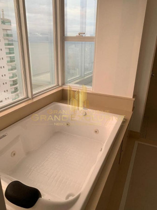 Imagem Apartamento com 4 Quartos à Venda, 317 m² em Centro - Balneário Camboriú Imagem Apartamento com 4 Quartos à Venda, 317 m² em Centro - Balneário Camboriú
