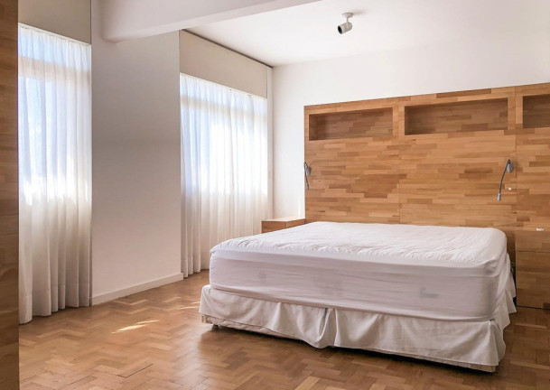 Imagem Apartamento com 3 Quartos à Venda, 328 m² em Moinhos De Vento - Porto Alegre