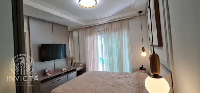 Imagem Apartamento com 3 Quartos à Venda, 196 m² em Centro - Balneário Camboriú Imagem Apartamento com 3 Quartos à Venda, 196 m² em Centro - Balneário Camboriú
