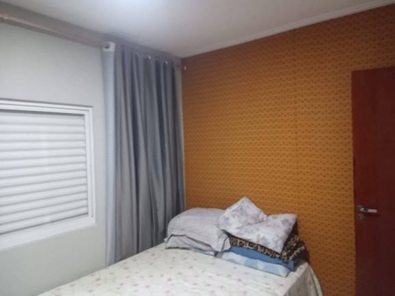 Imagem Casa com 4 Quartos à Venda, 250 m² em Taubaté