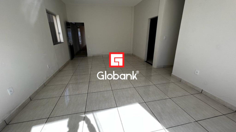 Imagem Apartamento com 3 Quartos para Alugar, 130 m² em Vila Sumaré - Montes Claros Imagem Apartamento com 3 Quartos para Alugar, 130 m² em Vila Sumaré - Montes Claros