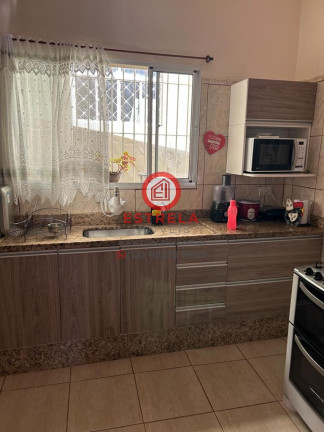 Imagem Casa com 4 Quartos à Venda, 250 m² em Vila Formosa - Jacareí