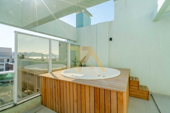 Imagem Apartamento com 3 Quartos à Venda, em Mariscal - Bombinhas Imagem Apartamento com 3 Quartos à Venda, em Mariscal - Bombinhas