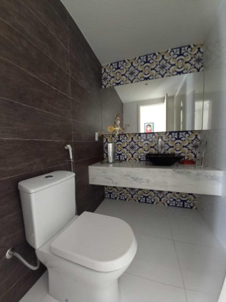 Imagem Casa com 4 Quartos à Venda, 4.870 m² em Carlos Guinle - Teresópolis