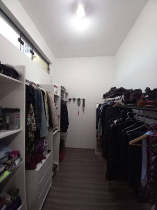 Imagem Casa com 4 Quartos à Venda, 250 m² em Jardim Independência - Taubaté Imagem Casa com 4 Quartos à Venda, 250 m² em Jardim Independência - Taubaté