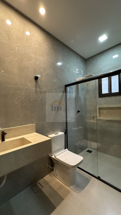 Imagem Casa com 3 Quartos à Venda, 241 m² em Jardim América - Goiânia Imagem Casa com 3 Quartos à Venda, 241 m² em Jardim América - Goiânia