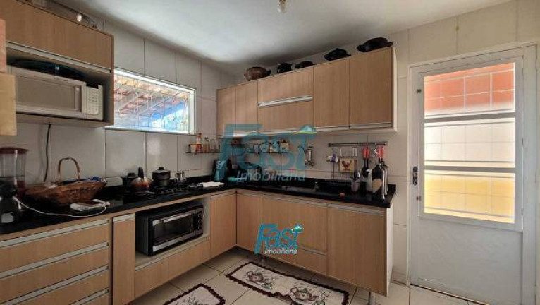 Imagem Casa com 3 Quartos à Venda, 360 m² em Barra Do Pari - Cuiabá