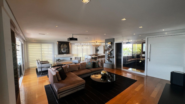 Imagem Apartamento com 3 Quartos à Venda, 316 m² em Agronômica - Florianópolis