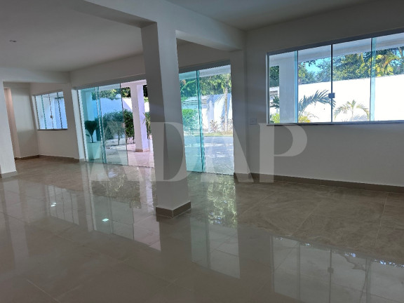 Imagem Casa com 5 Quartos à Venda, 700 m² em Barra Da Tijuca - Rio De Janeiro Imagem Casa com 5 Quartos à Venda, 700 m² em Barra Da Tijuca - Rio De Janeiro