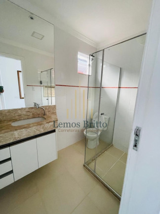 Imagem Casa com 4 Quartos à Venda, 145 m² em Buraquinho - Lauro De Freitas