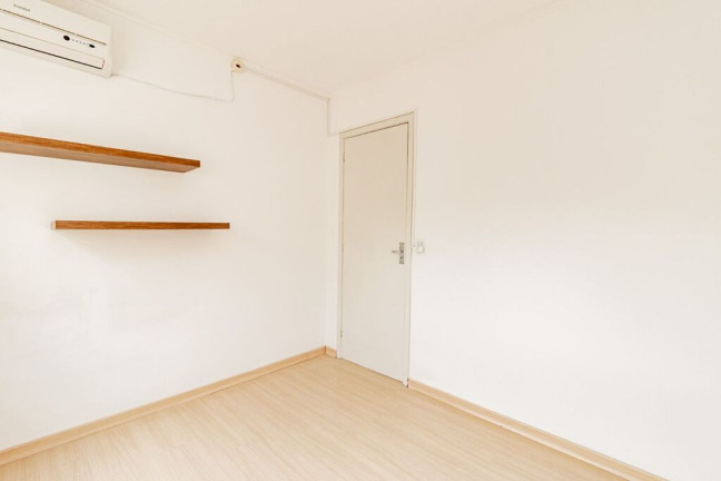 Imagem Apartamento com 2 Quartos à Venda, 56 m² em Santo Antônio - Porto Alegre