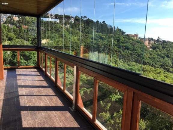 Imagem Apartamento com 3 Quartos à Venda, 205 m² em Belvedere - Gramado