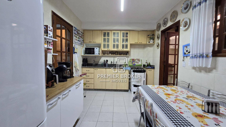 Imagem Casa com 3 Quartos à Venda, 100 m² em Albuquerque - Teresópolis Imagem Casa com 3 Quartos à Venda, 100 m² em Albuquerque - Teresópolis