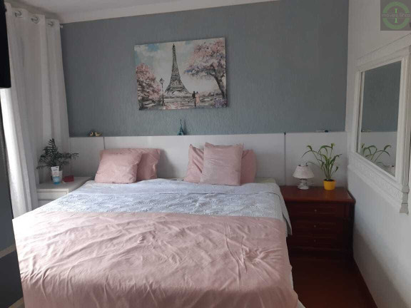Imagem Casa com 3 Quartos à Venda, 240 m² em Oficinas - Ponta Grossa Imagem Casa com 3 Quartos à Venda, 240 m² em Oficinas - Ponta Grossa