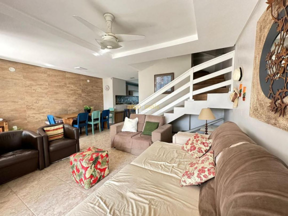 Imagem Imóvel com 4 Quartos à Venda, 134 m² em Centro - Xangri-lá