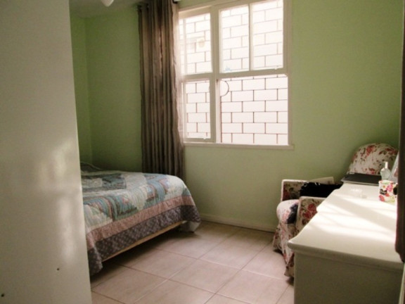 Imagem Casa com 2 Quartos à Venda, 176 m² em Sarandi - Porto Alegre Imagem Casa com 2 Quartos à Venda, 176 m² em Sarandi - Porto Alegre