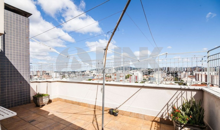 Imagem Imóvel com 3 Quartos à Venda, 157 m² em Cristo Redentor - Porto Alegre Imagem Imóvel com 3 Quartos à Venda, 157 m² em Cristo Redentor - Porto Alegre