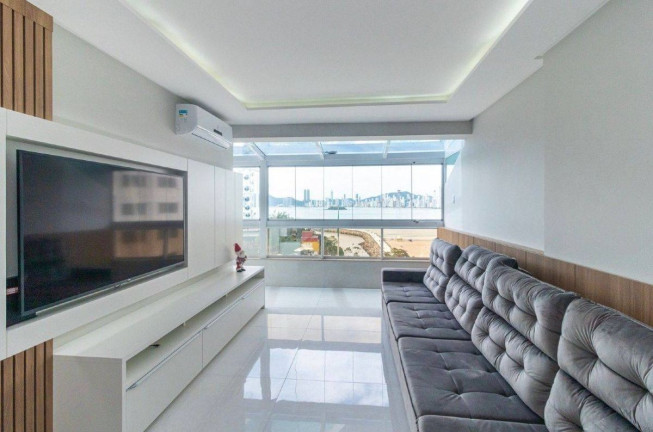 Imagem Apartamento com 4 Quartos à Venda, 200 m² em Pioneiros - Balneário Camboriú
