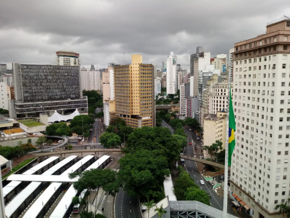 Imagem Kitnet com 1 Quarto à Venda, 45 m² em Sé - São Paulo