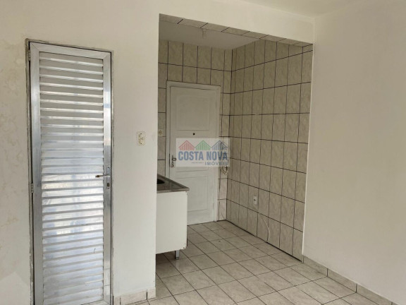 Imagem Apartamento com 1 Quarto à Venda, 19 m² Imagem Apartamento com 1 Quarto à Venda, 19 m²
