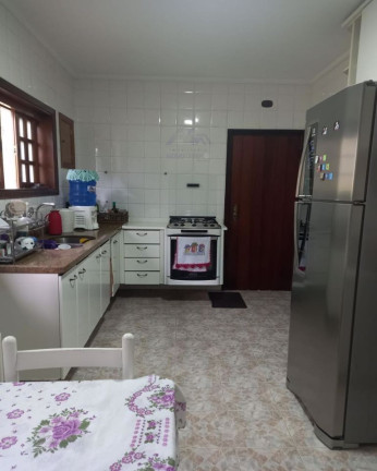 Imagem Sobrado com 3 Quartos à Venda, 316 m² em São Fernando Residência - Barueri Imagem Sobrado com 3 Quartos à Venda, 316 m² em São Fernando Residência - Barueri