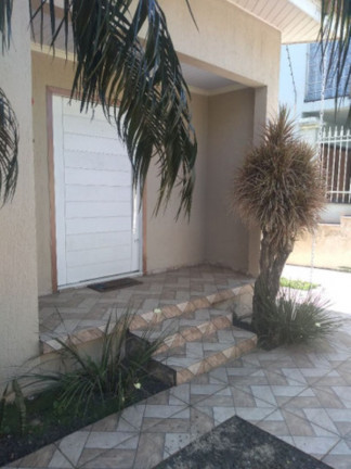 Imagem Casa com 3 Quartos à Venda, 199 m² em Jardim Itu - Porto Alegre Imagem Casa com 3 Quartos à Venda, 199 m² em Jardim Itu - Porto Alegre